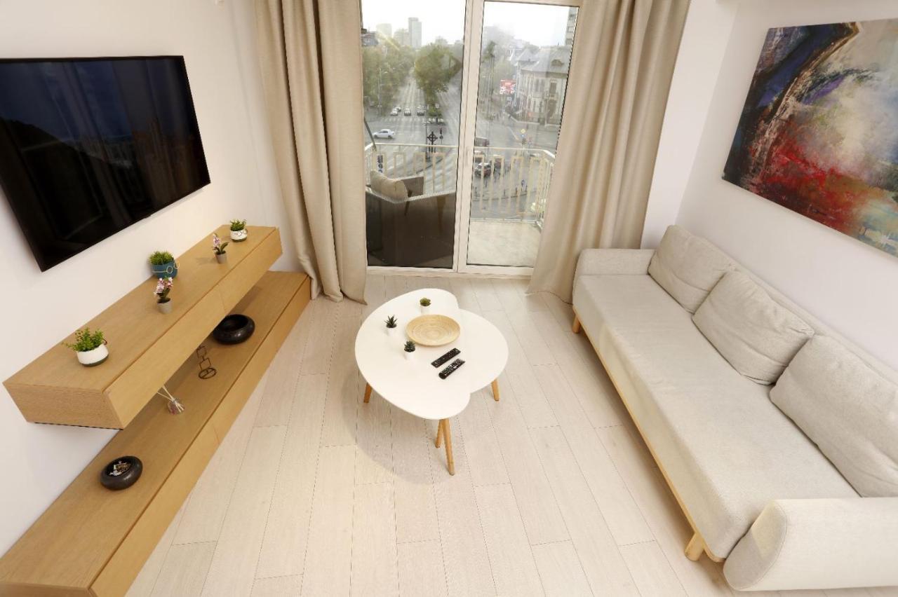 2 Bedroom Apartment With Amazing View In City Center Bucharest Exterior photo