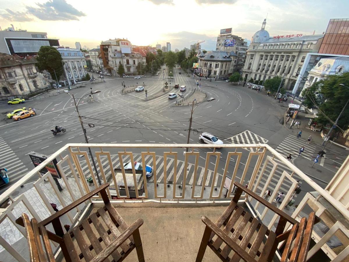 2 Bedroom Apartment With Amazing View In City Center Bucharest Exterior photo